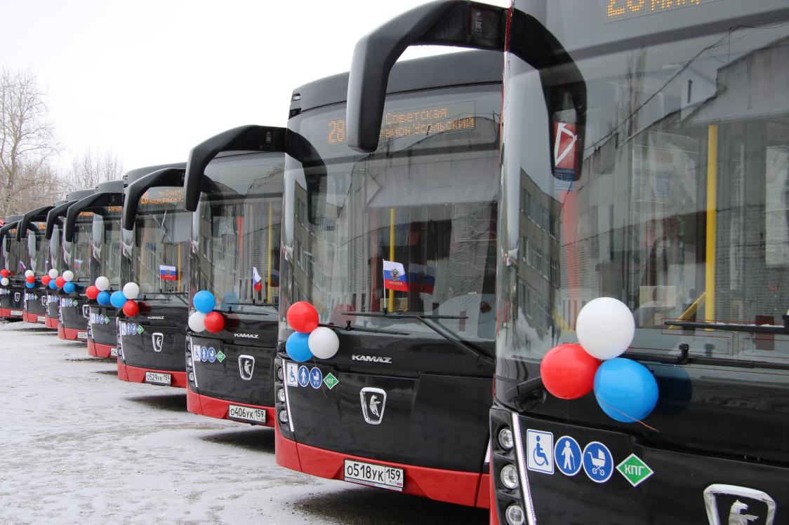В Соликамск доставлены первые низкопольные автобусы