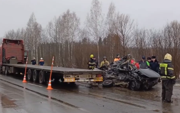 В Прикамье на трассе под Чайковском погиб водитель Kia